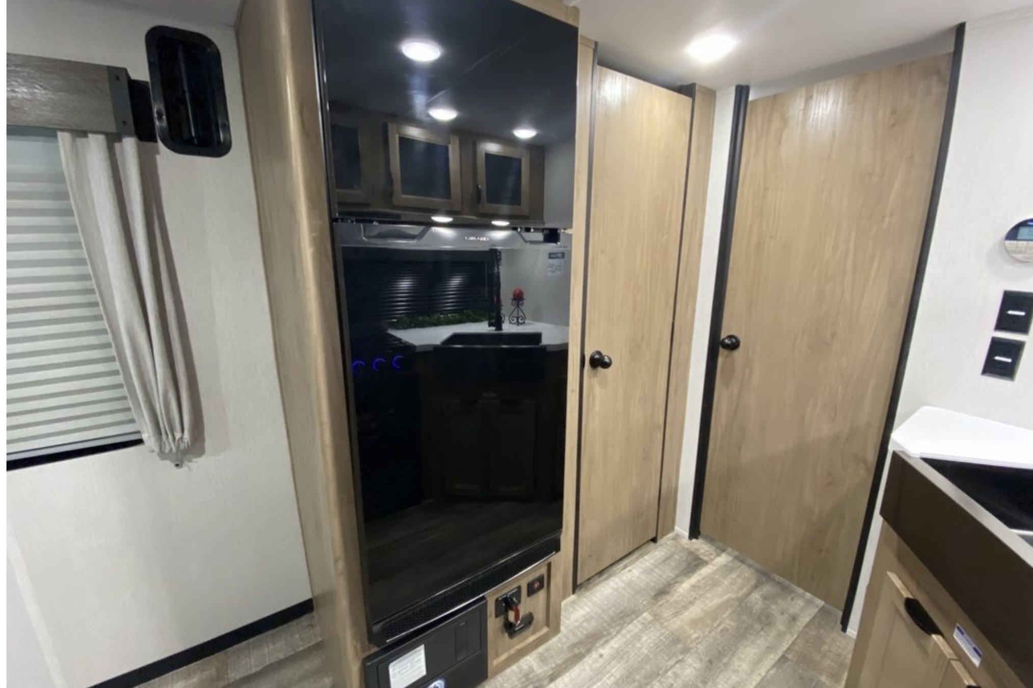 Nathan's Forest River 24RRTBL Toy Hauler