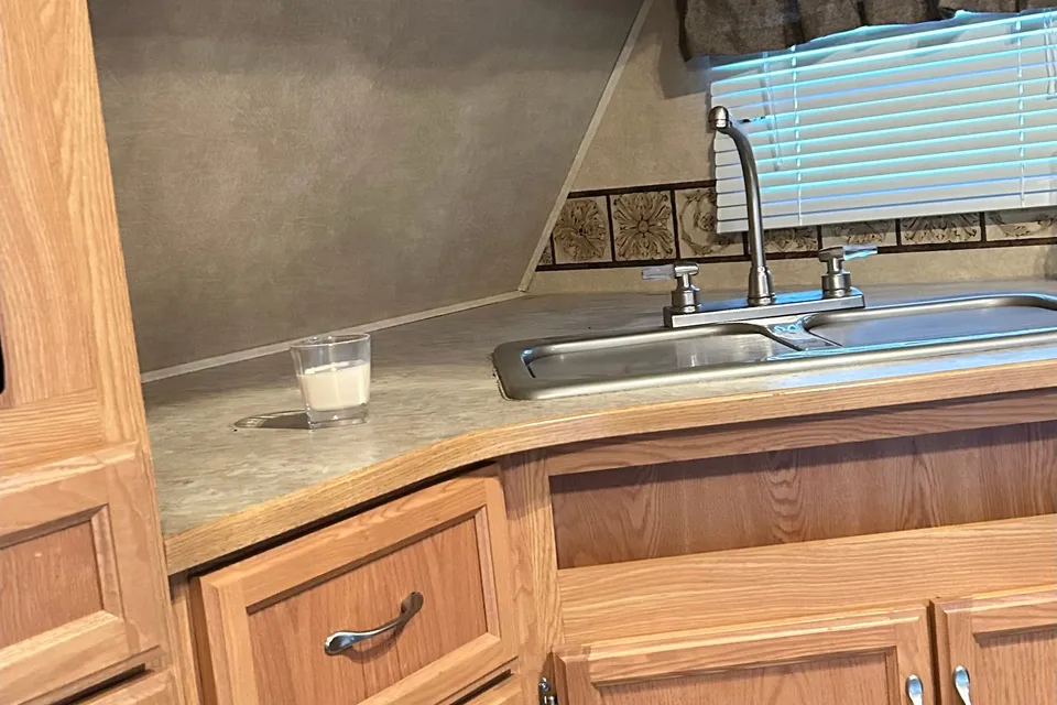 Karen's Crossroads Sunset Travel Trailer