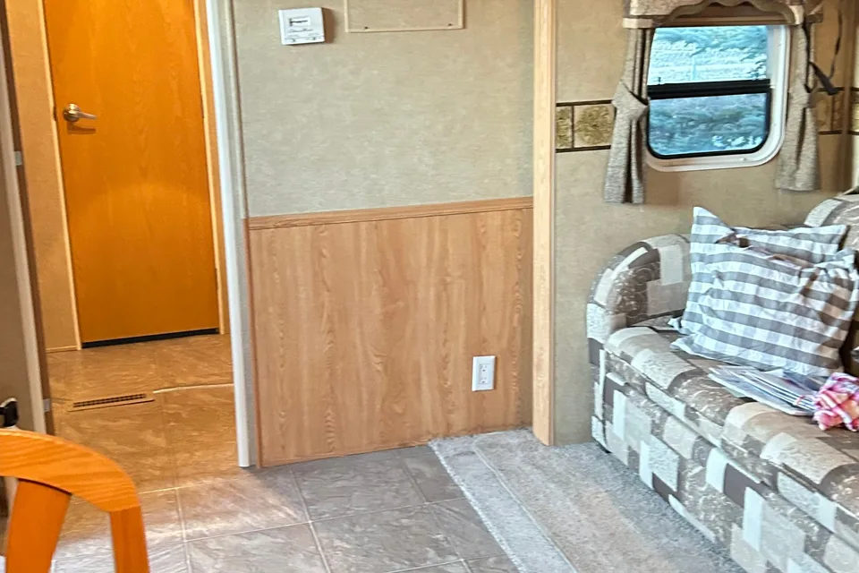 Karen's Crossroads Sunset Travel Trailer