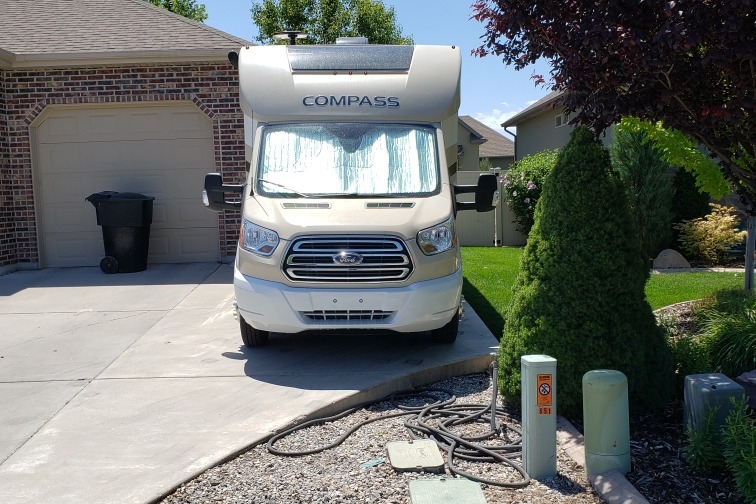 RAYMOND's Thor Motor Coach COMPASS Class C