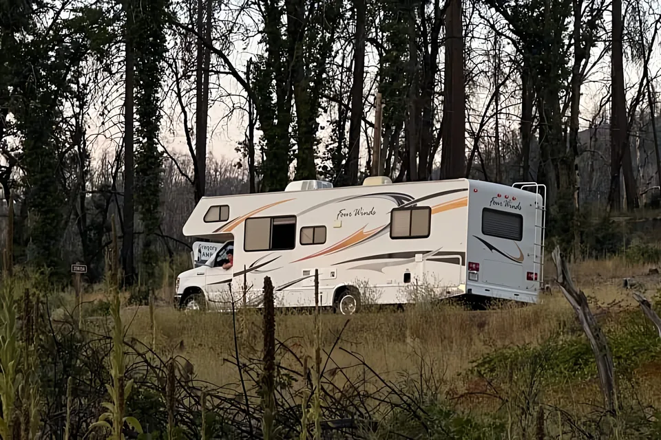 Thor Four Winds 28A (Renovated, Solar + Unlimited Starlink)