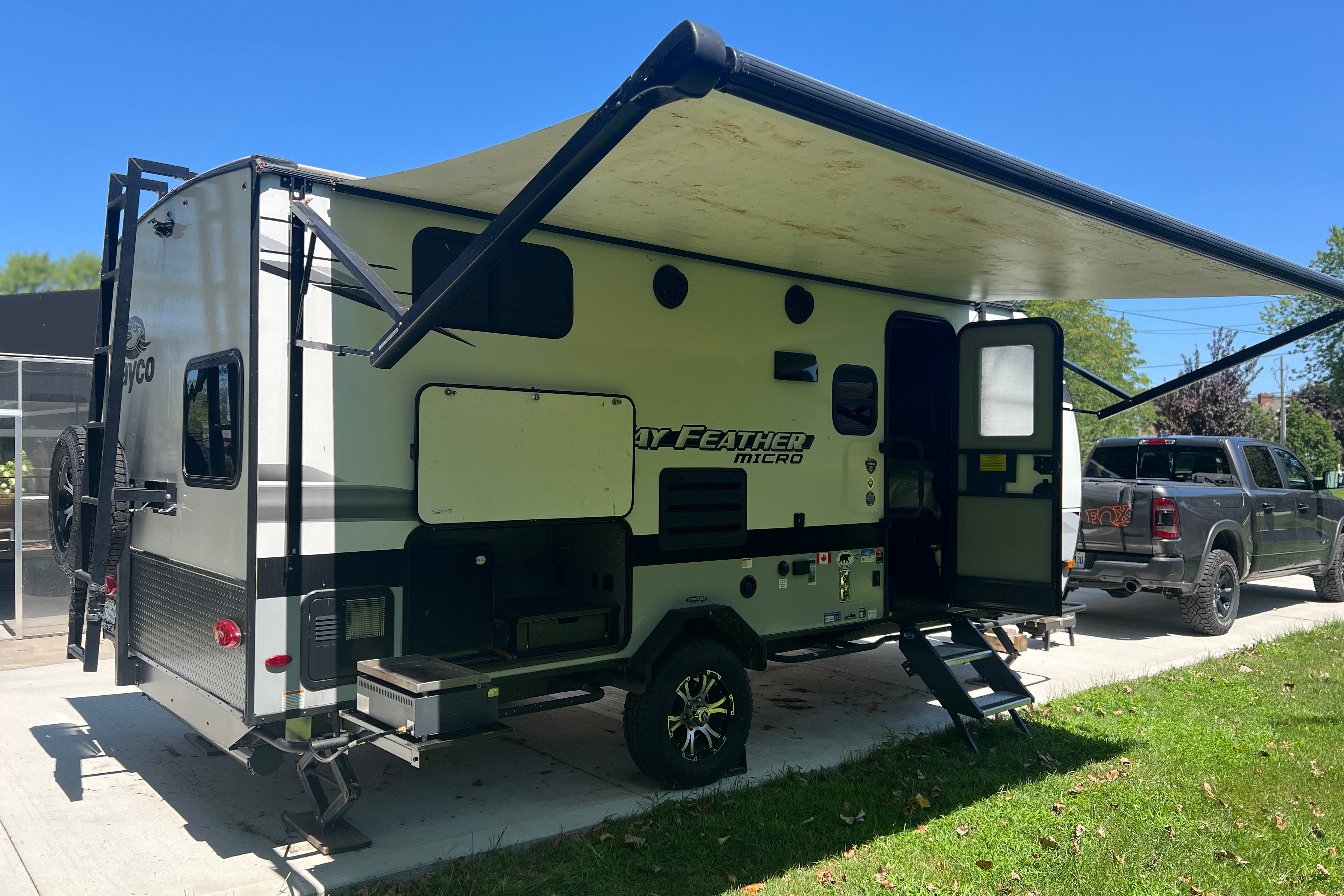 Mark's Jayco 199MBS Travel Trailer