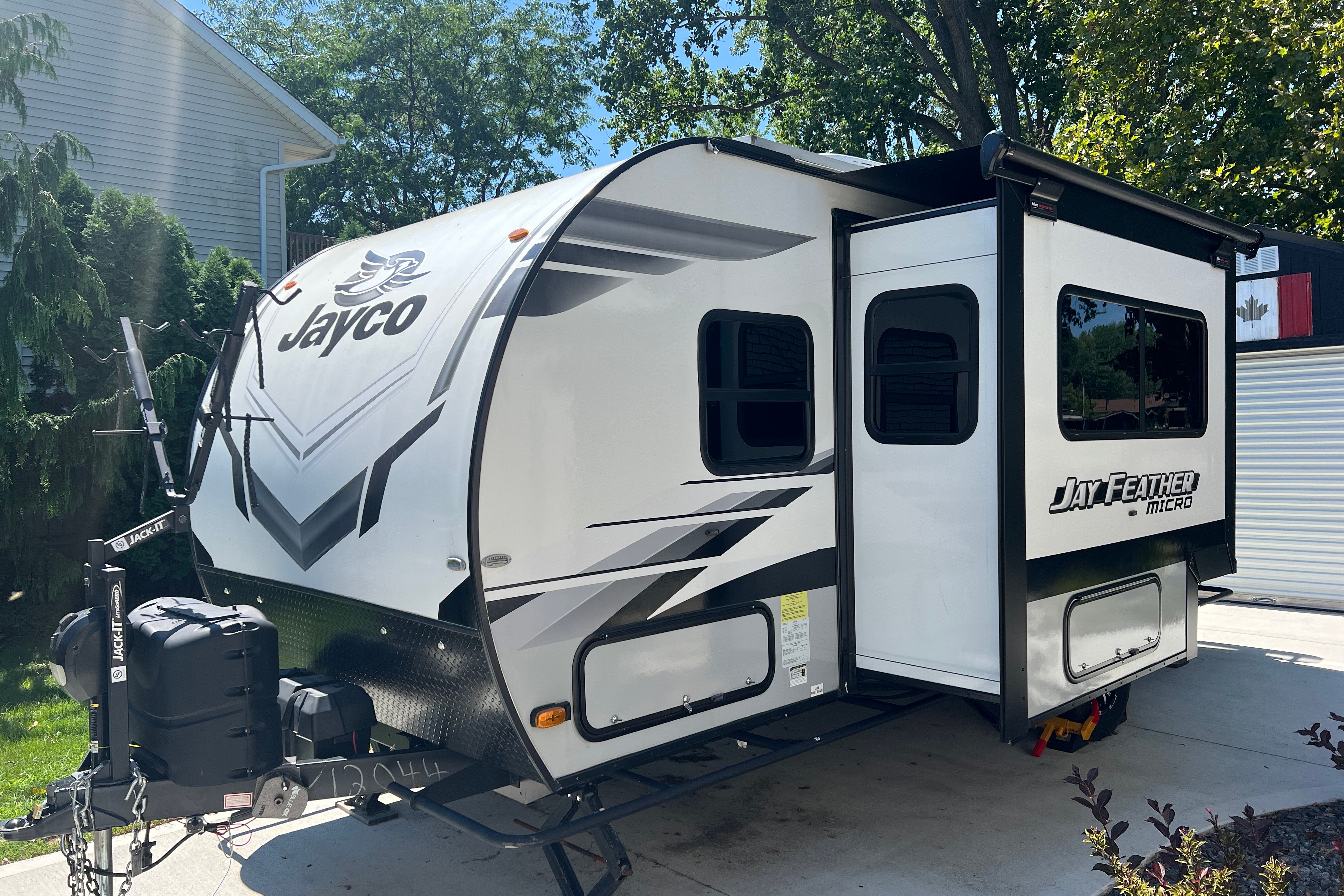 Mark's Jayco 199MBS Travel Trailer