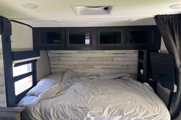 Mark's Jayco 199MBS Travel Trailer