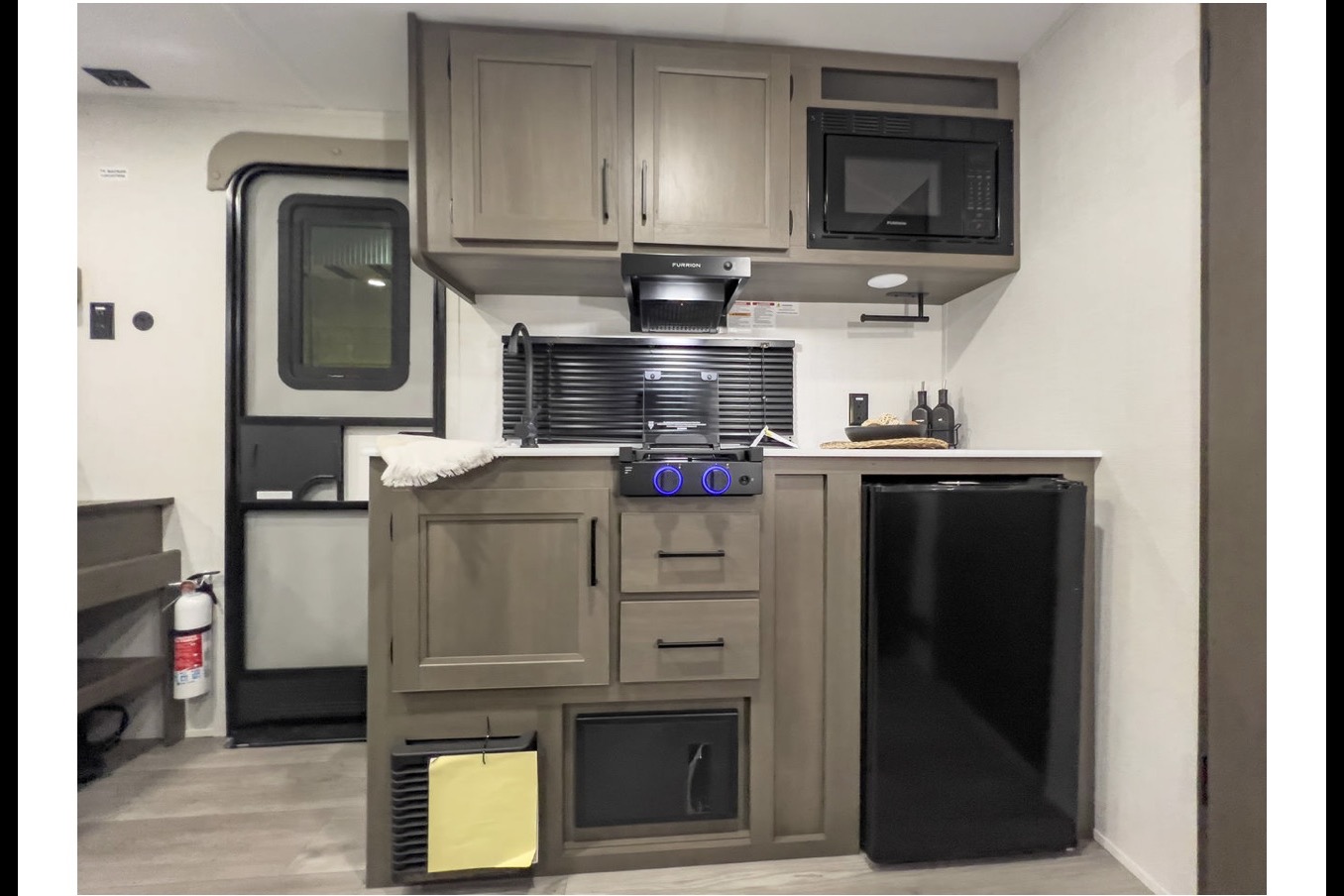 Grand Design Transcend One 151BH Travel Trailer
