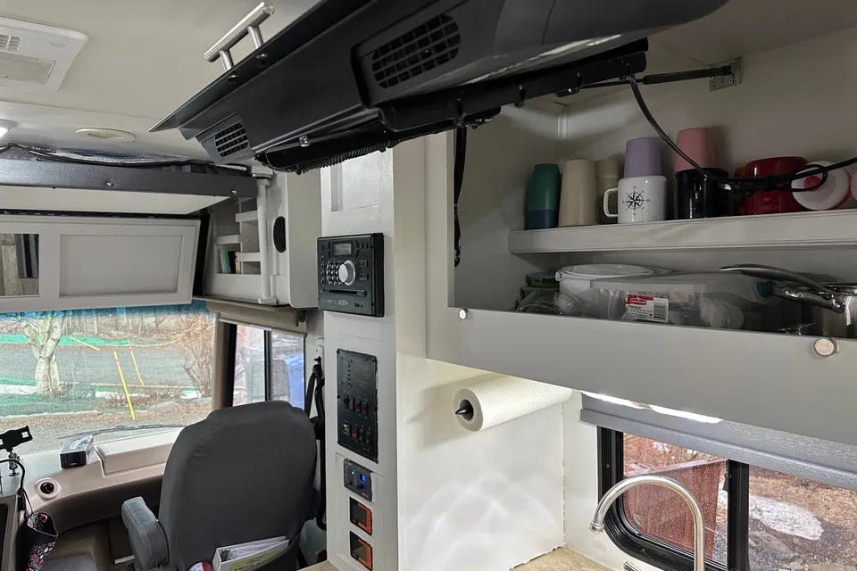 Classe A 27' : Le Campeur autonome / The boondocker