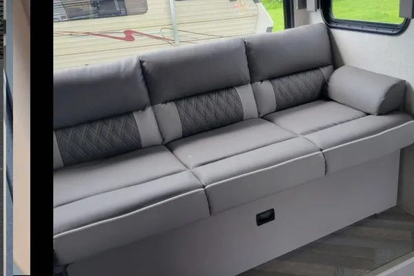 A & J's Salem cruise lite Travel Trailer