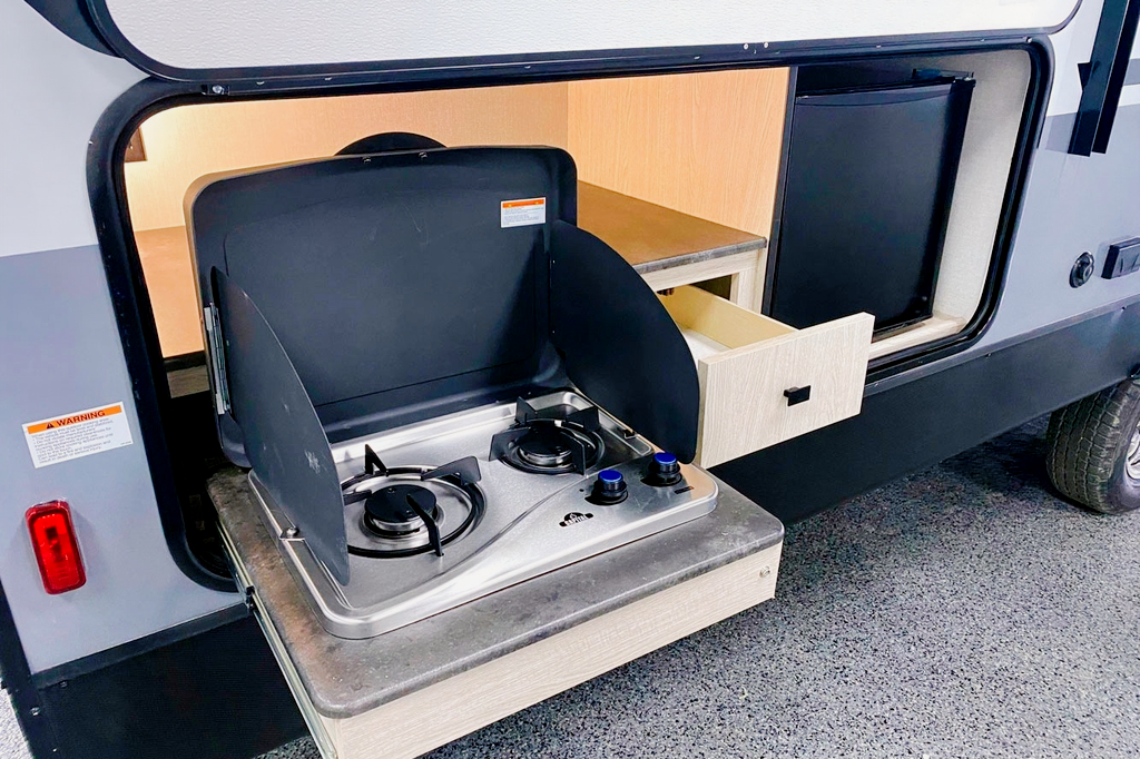 ***RARE*** 2022 Coachmen Apex Ultra-Lite 256BHS