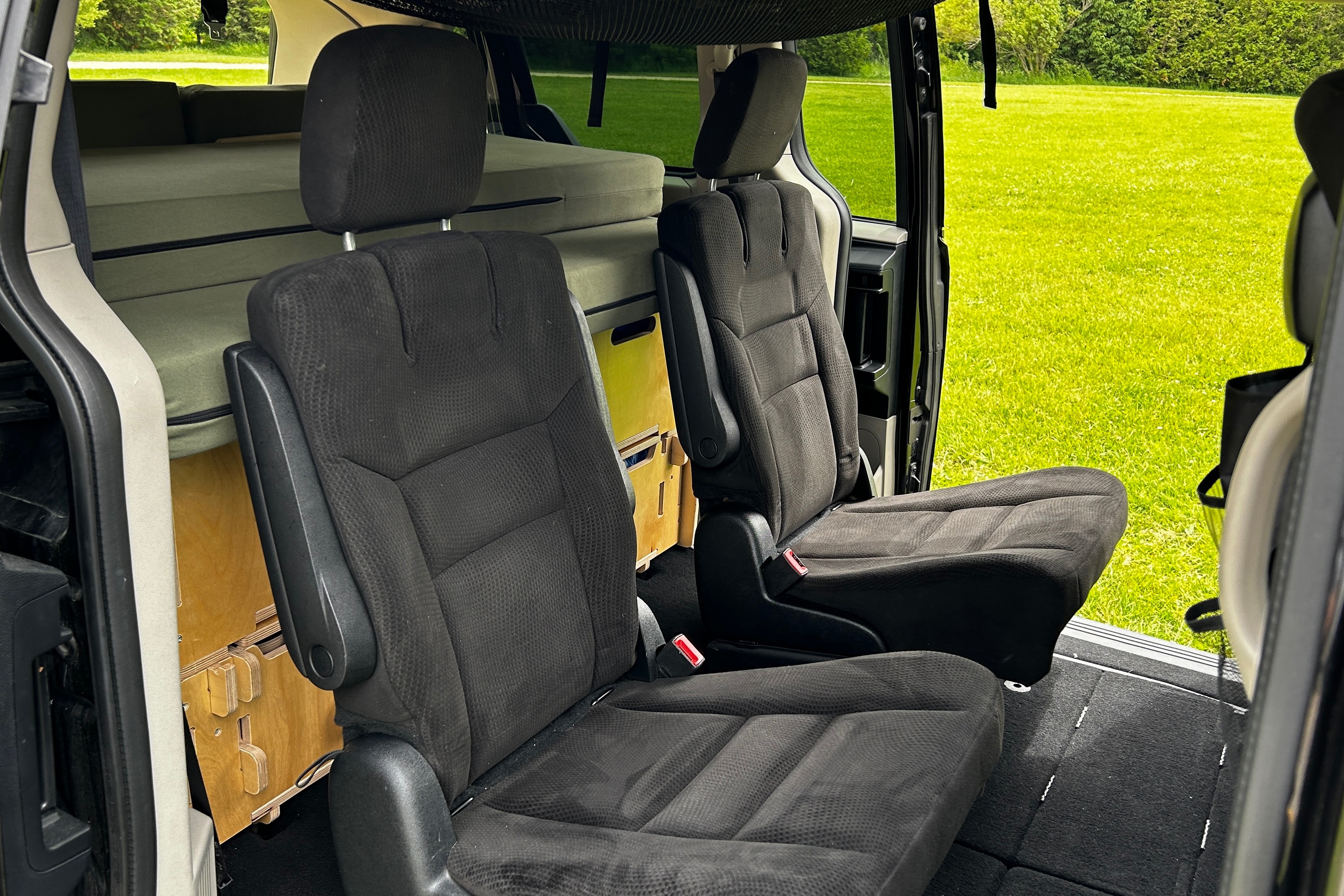 RoJo: Convenient Converted Campervan