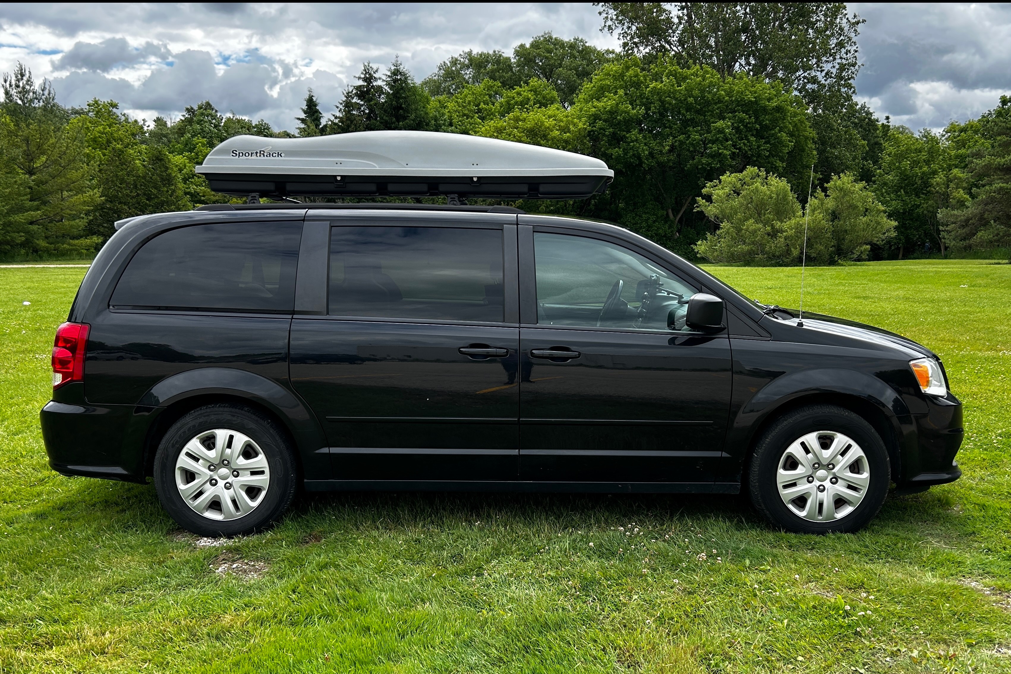 RoJo: Convenient Converted Campervan