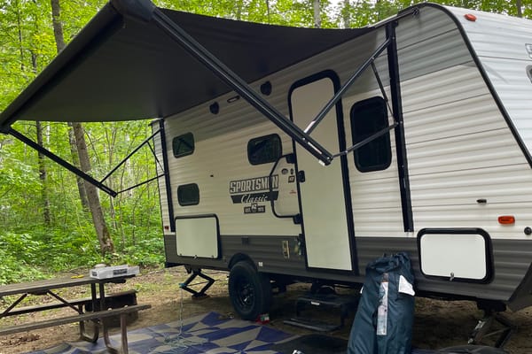 Perfect family camper - Sleeps 5 - Bunkbeds, toilet, kitchen, dinette
