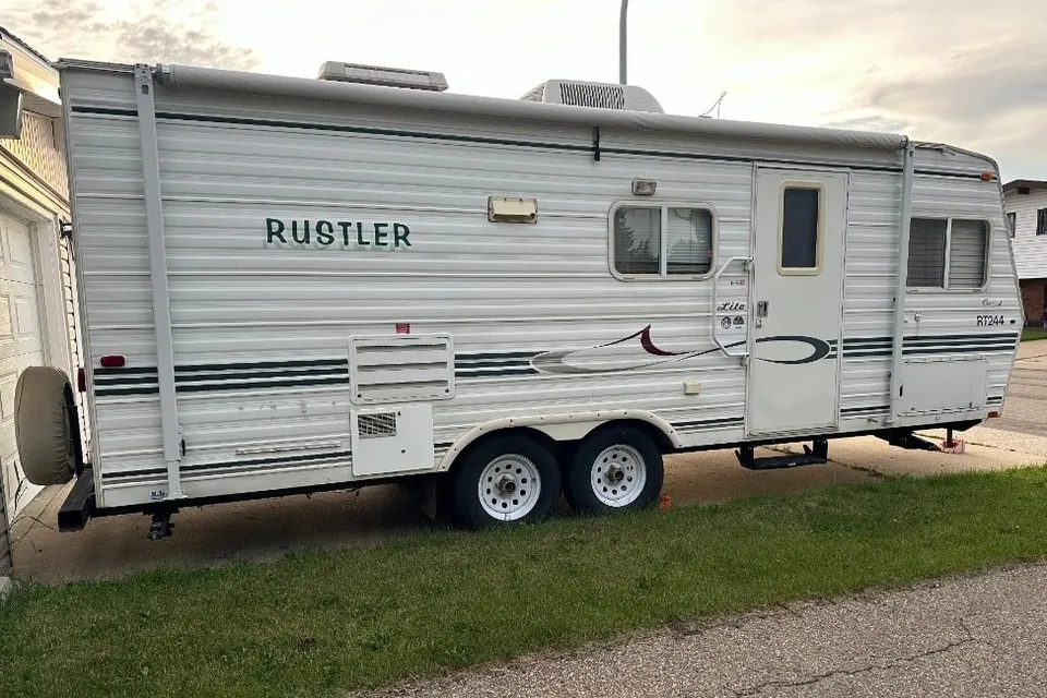 At your service 2003 Travelair Rustler Rt244 Travelair Travel Trail