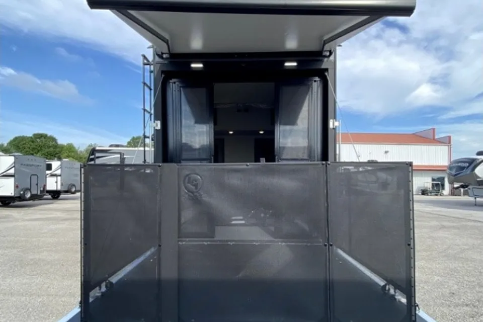 Family Luxury, Full Campsite Delivery & Set-Up!  -  Keystone Carbon 358 2021 Fifth Wheel