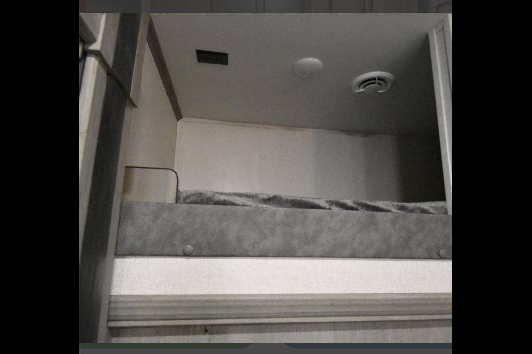 Family Luxury, Full Campsite Delivery & Set-Up!  -  Keystone Carbon 358 2021 Fifth Wheel