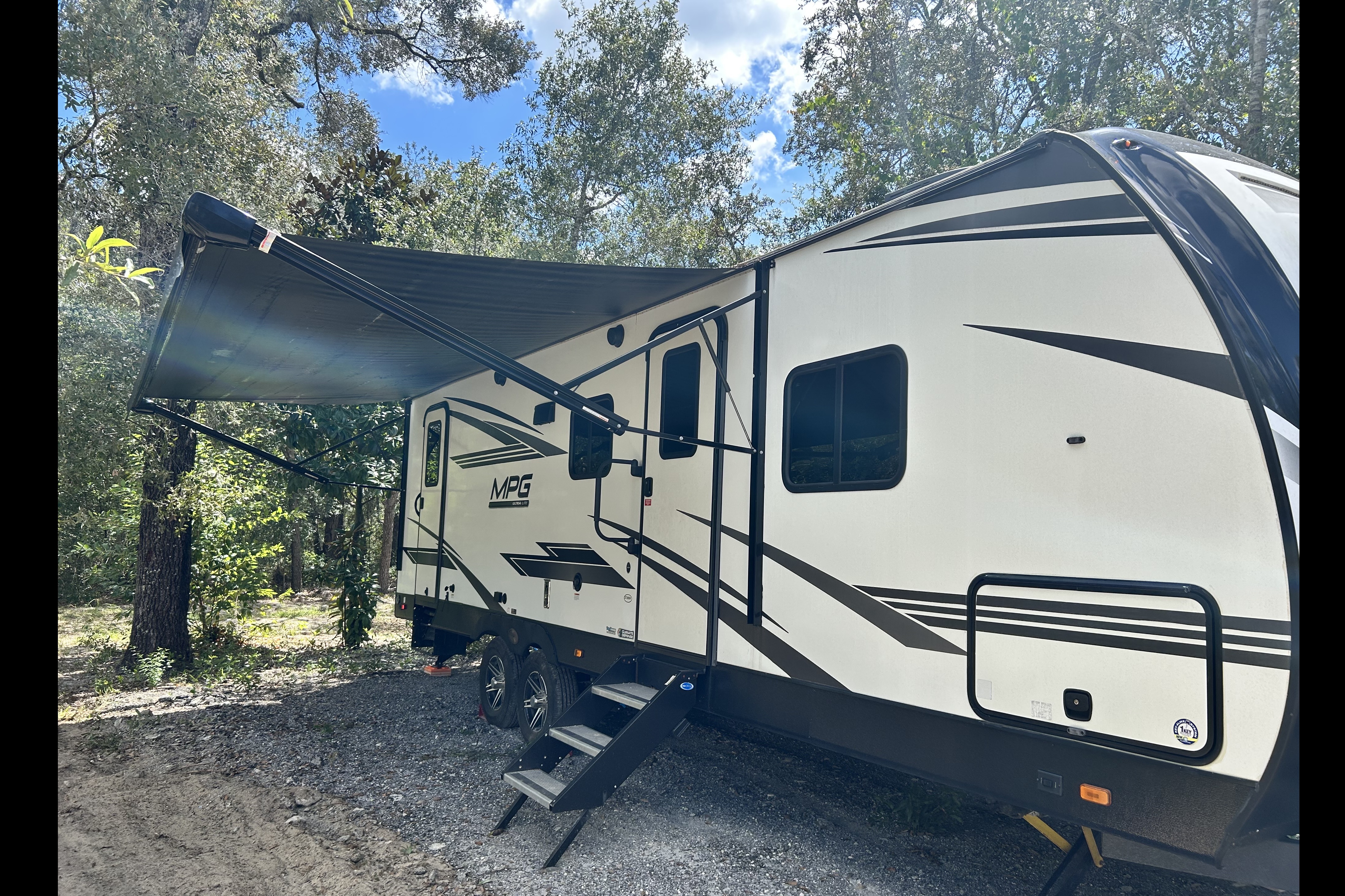 Ultimate Family Adventure! RV MPG Ultra Lite Travel Trailer