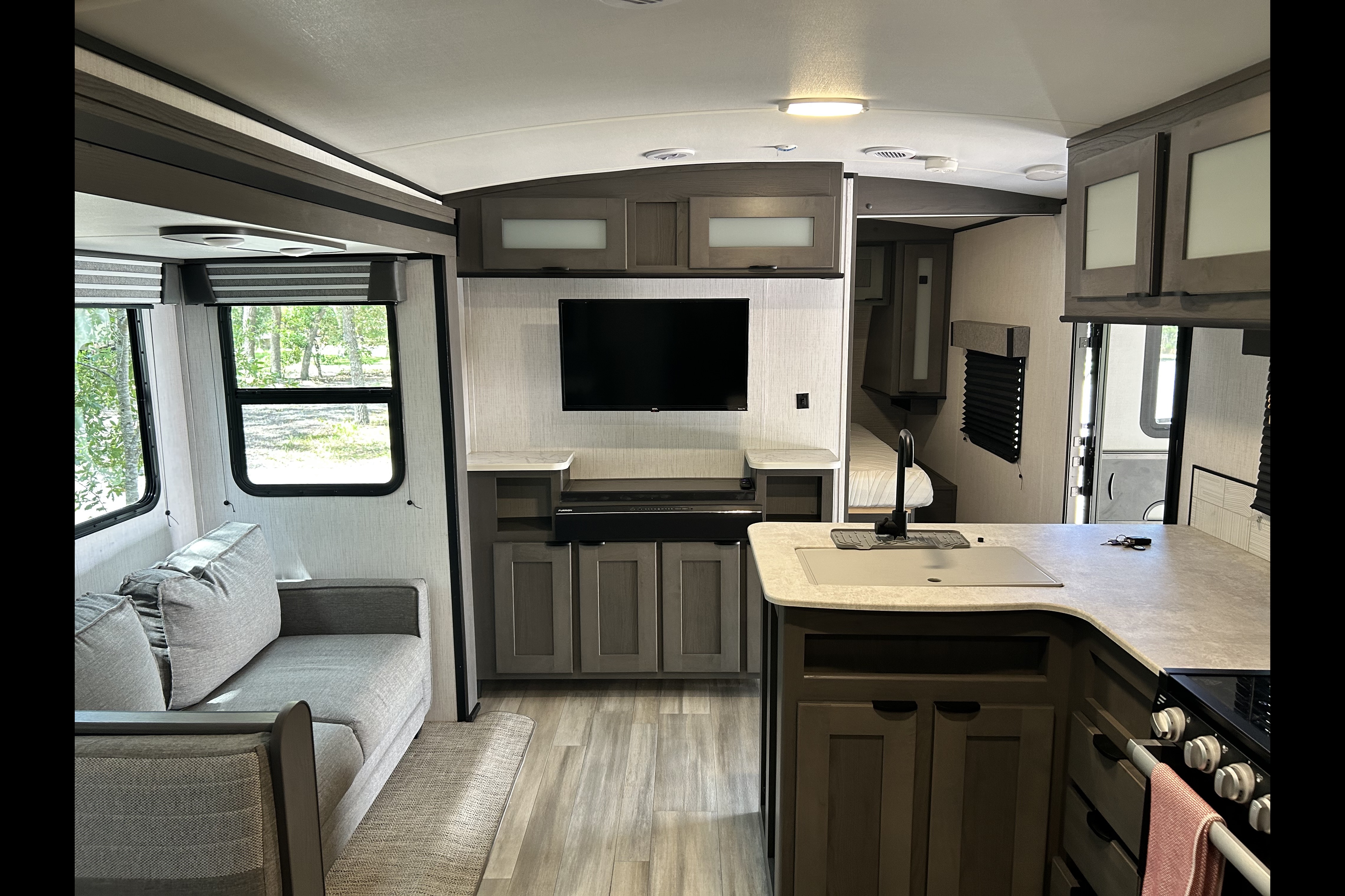 Ultimate Family Adventure! RV MPG Ultra Lite Travel Trailer