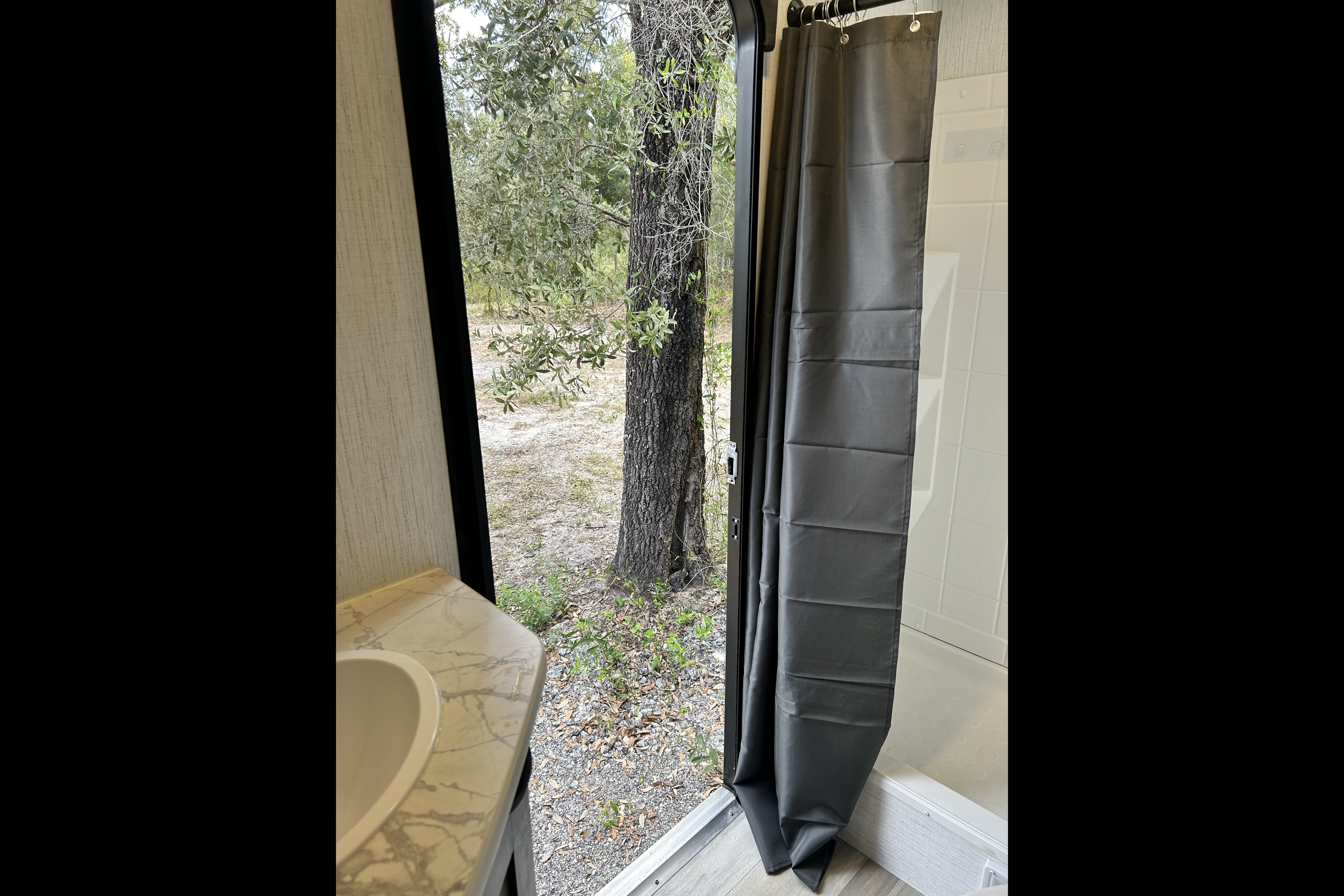 Ultimate Family Adventure! RV MPG Ultra Lite Travel Trailer