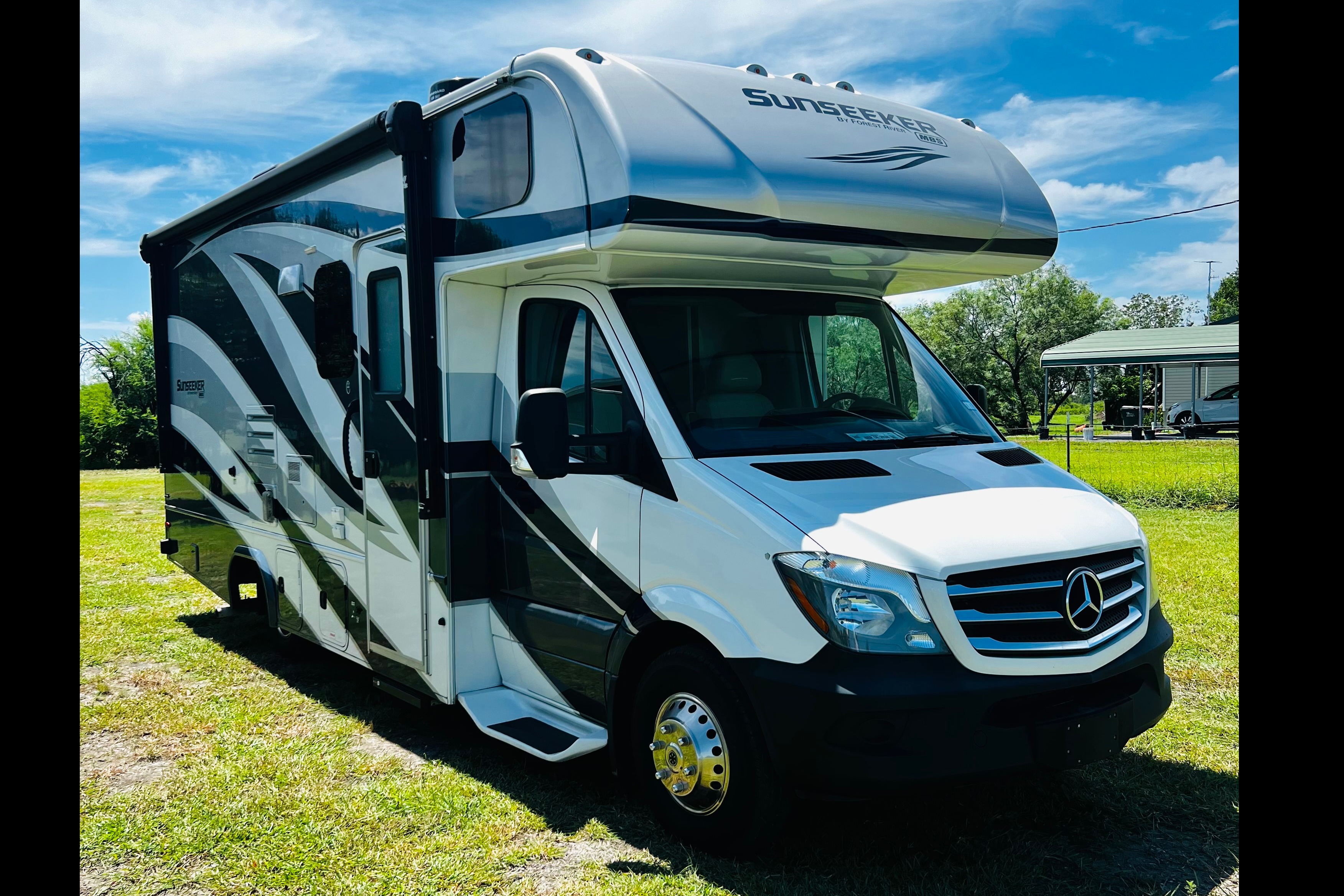 NEW AND POPULAR: Sunseeker -Mercedes Benz