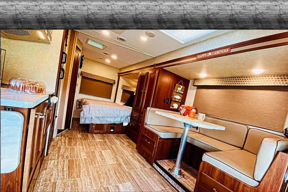 NEW AND POPULAR: Sunseeker -Mercedes Benz
