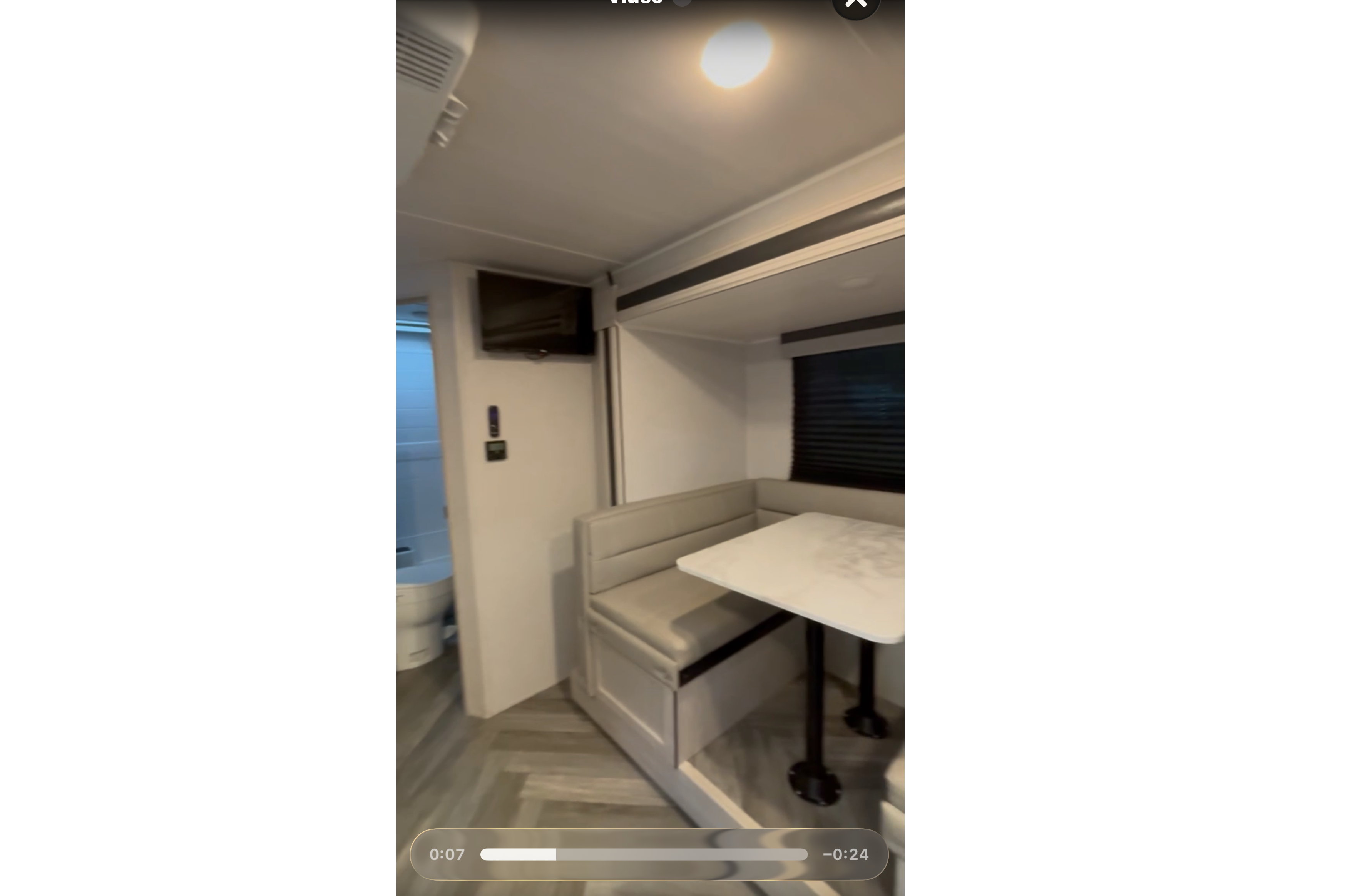 East to West Della Terra 18bhle Travel Trailer