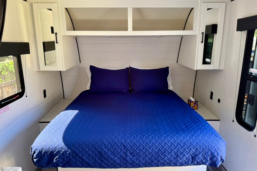 Bay Area Glamping Getaway – Delivered RV, Zero Setup Needed