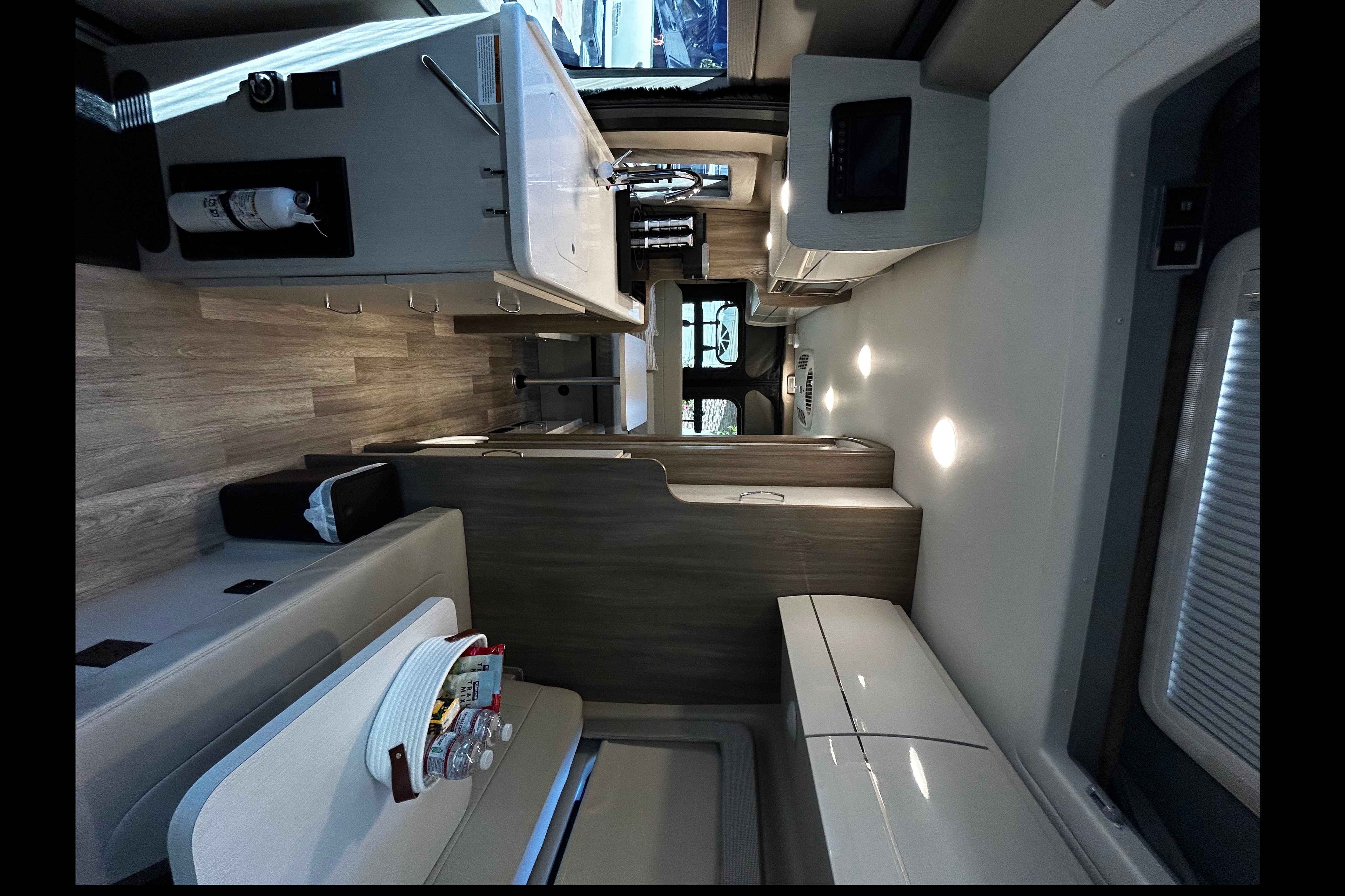 Fully equipped 2024 Thor Tellaro with sky bunk