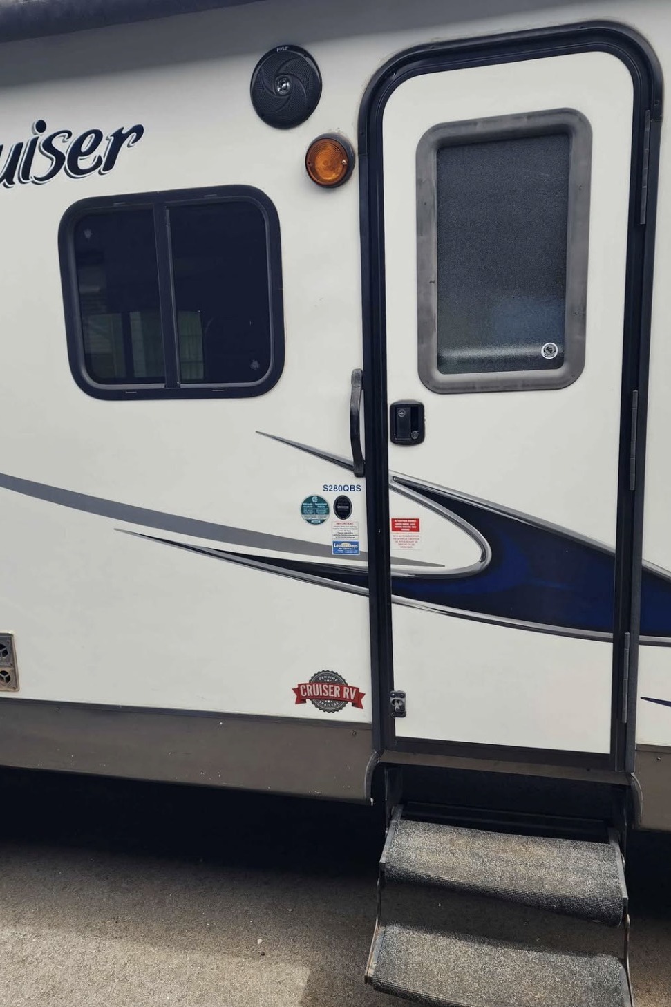Gustavo's Cruiser RV Shadow Cruser 280QBS Travel Trailer