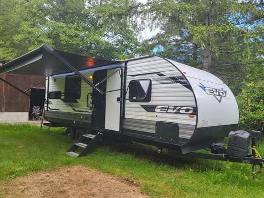 KT's Forest River Evo Travel Trailer