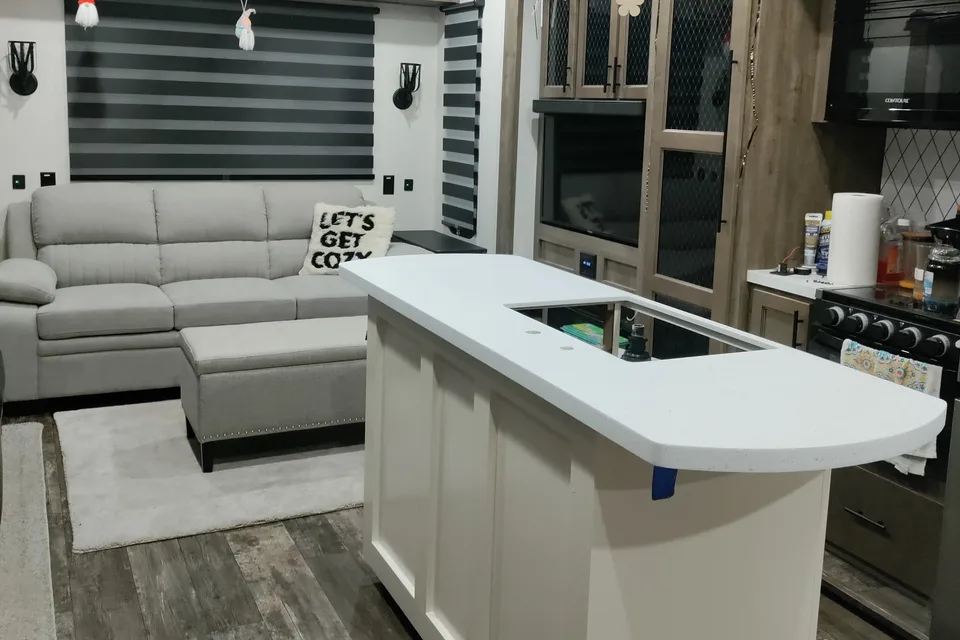Ron's Forest River 36bhq Fifth Wheel