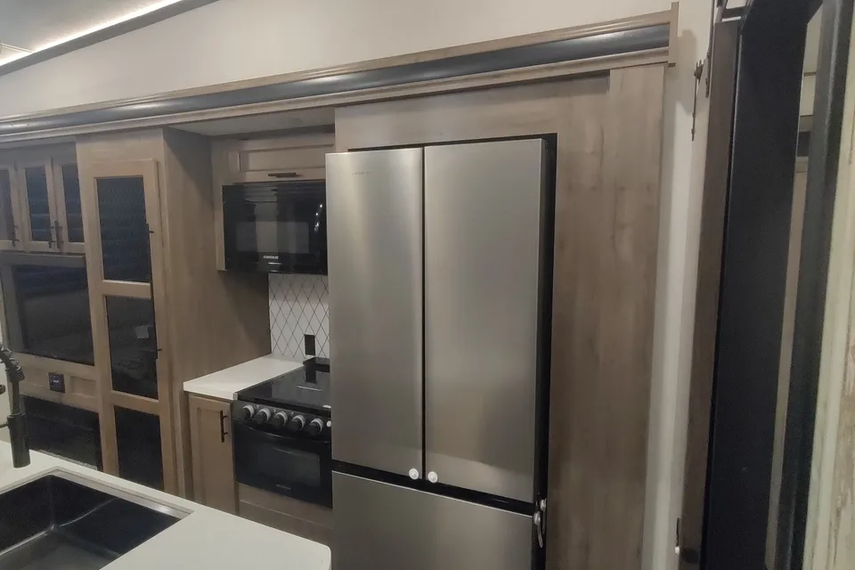 Ron's Forest River 36bhq Fifth Wheel
