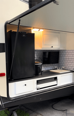 Suzy's Jayco Bullet Travel Trailer
