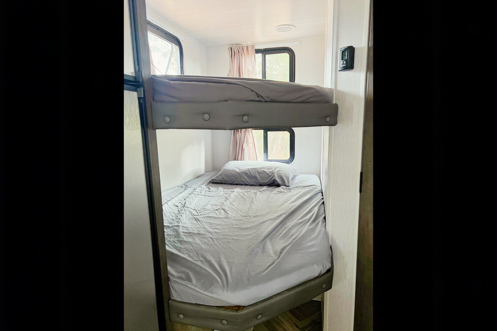 Tony Trailers Ventura Forest River Salem