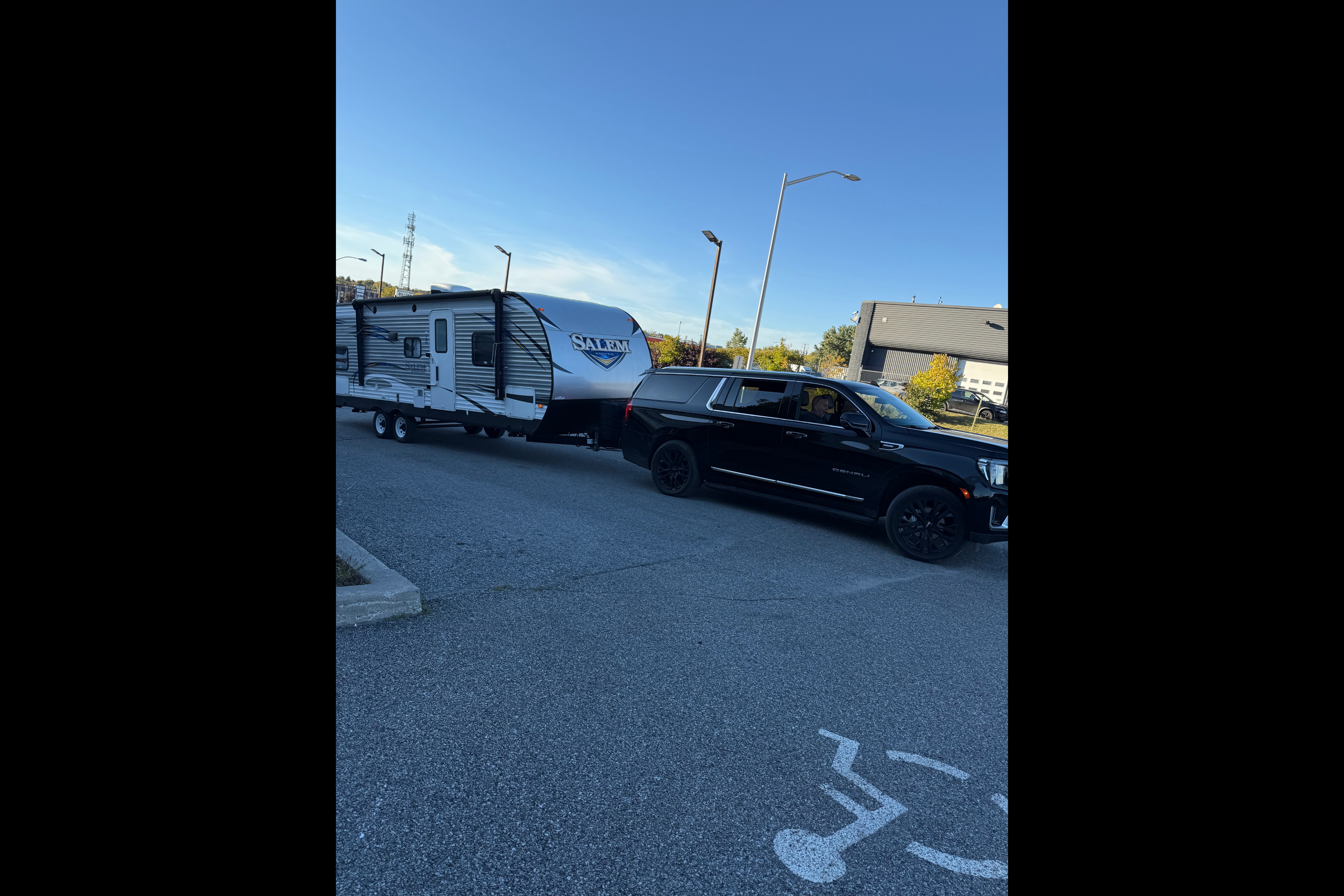 Fadi's Forest River Salem 27DBU Travel Trailer