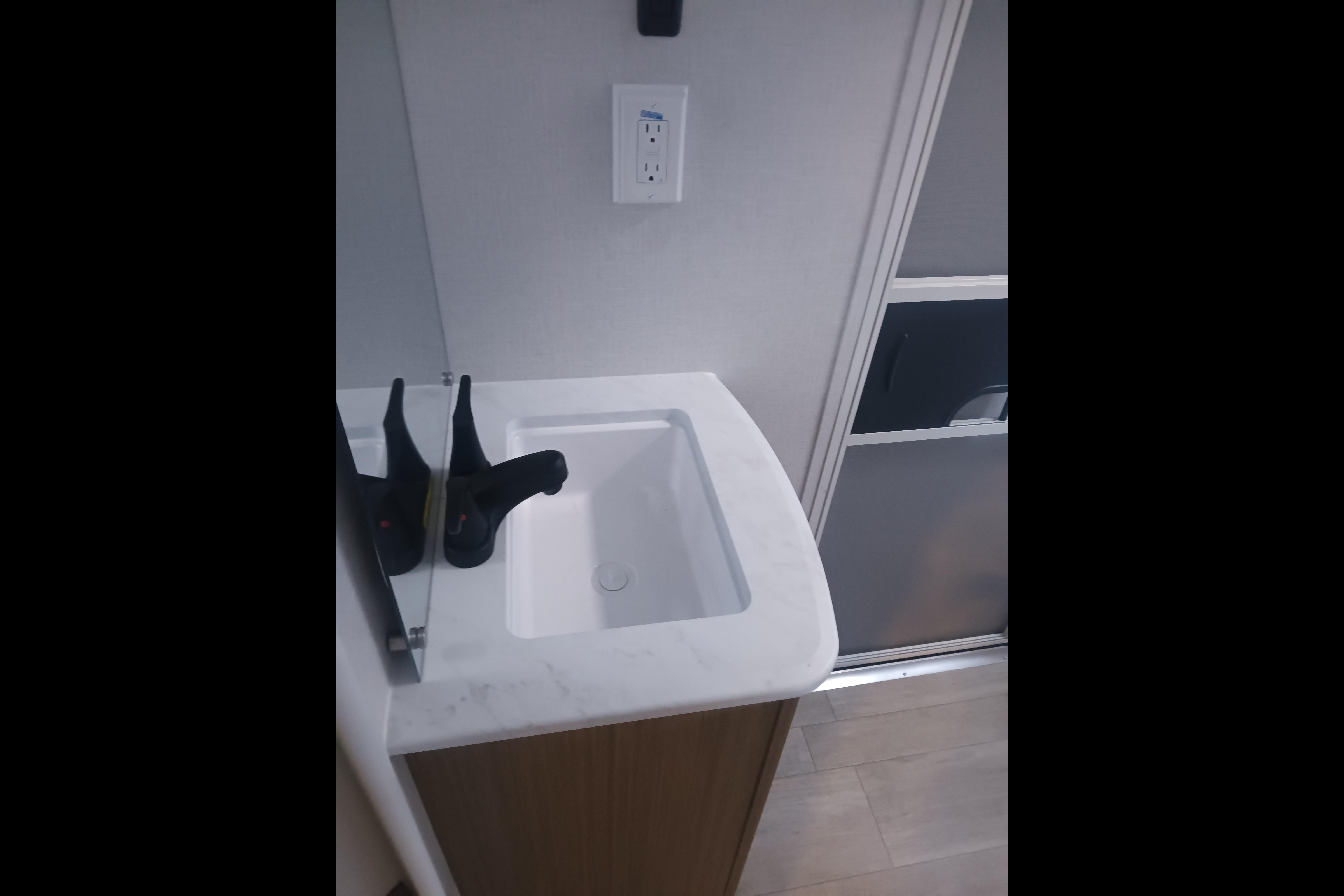 Vincent's Forest River Wildwood x lite Travel Trailer