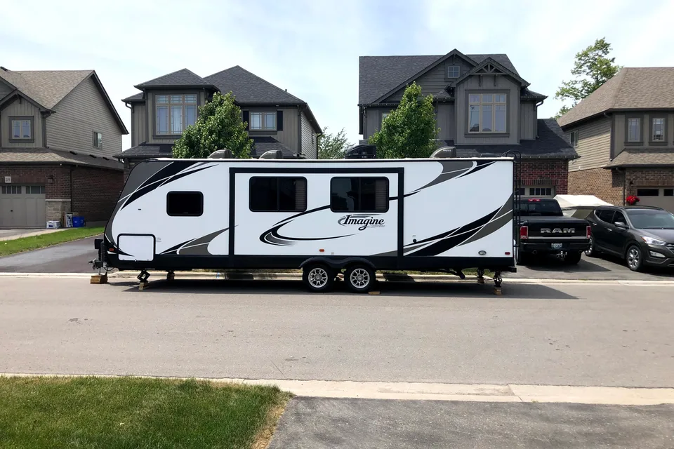 Luxury Grand Design Imagine Travel Trailer