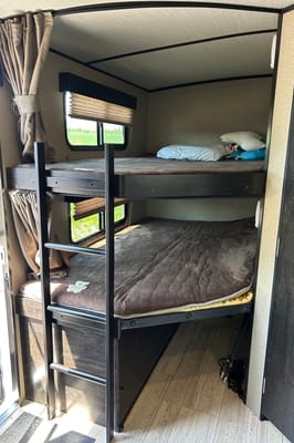 Luxury Grand Design Imagine Travel Trailer