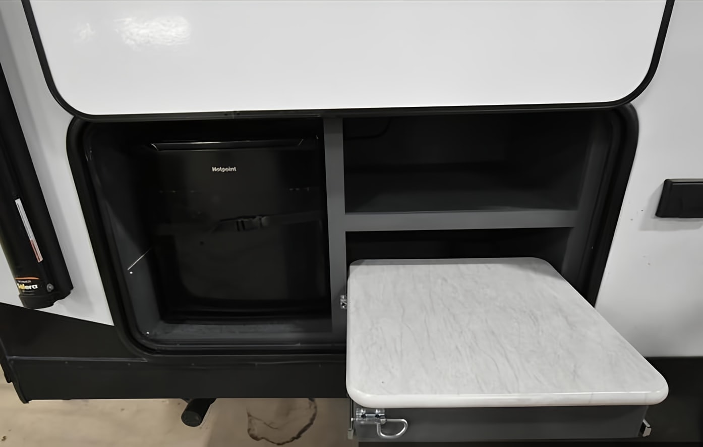 Ryan 's Keystone Bullet 2430BH Travel Trailer