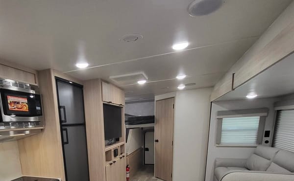 The Traveling Modern Cottage