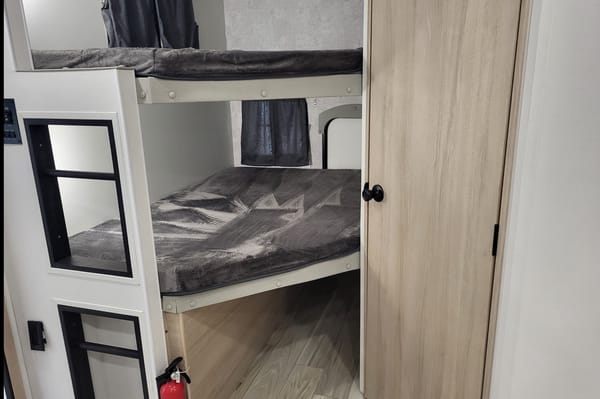 The Traveling Modern Cottage