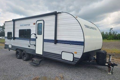Justin's Gulf Stream 248bh Travel Trailer