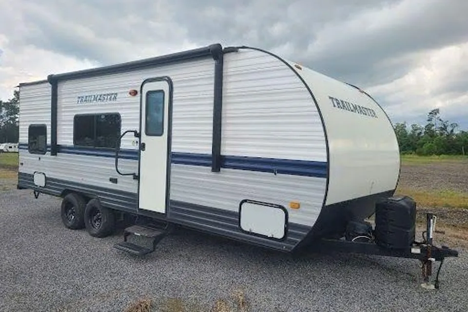 Justin's Gulf Stream 248bh Travel Trailer