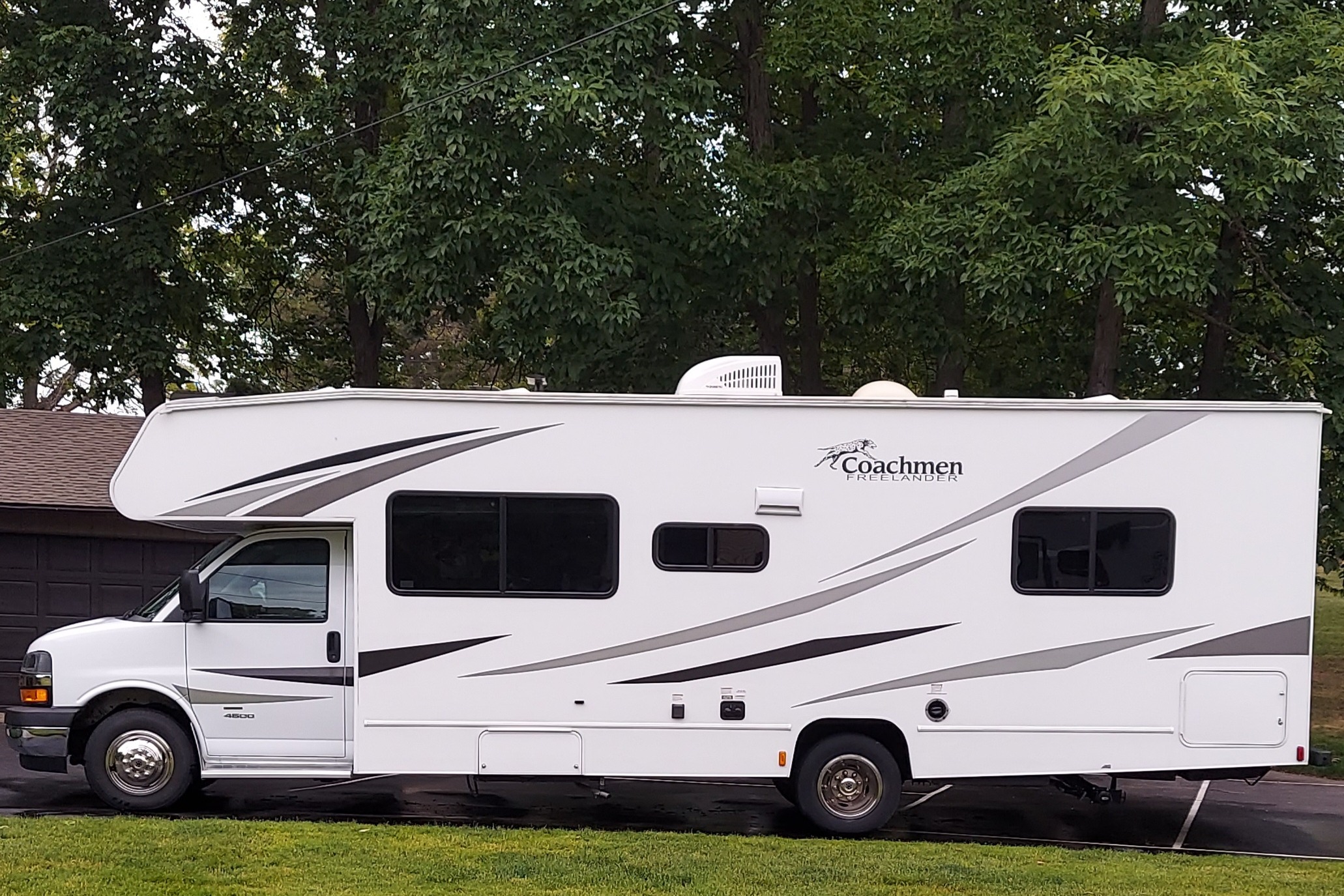 Steve's Forest River Freelander 27QB Class C