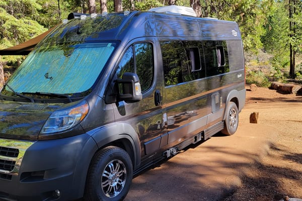 2018 Hymer Carado Banff, Lot's of storage and super classy!