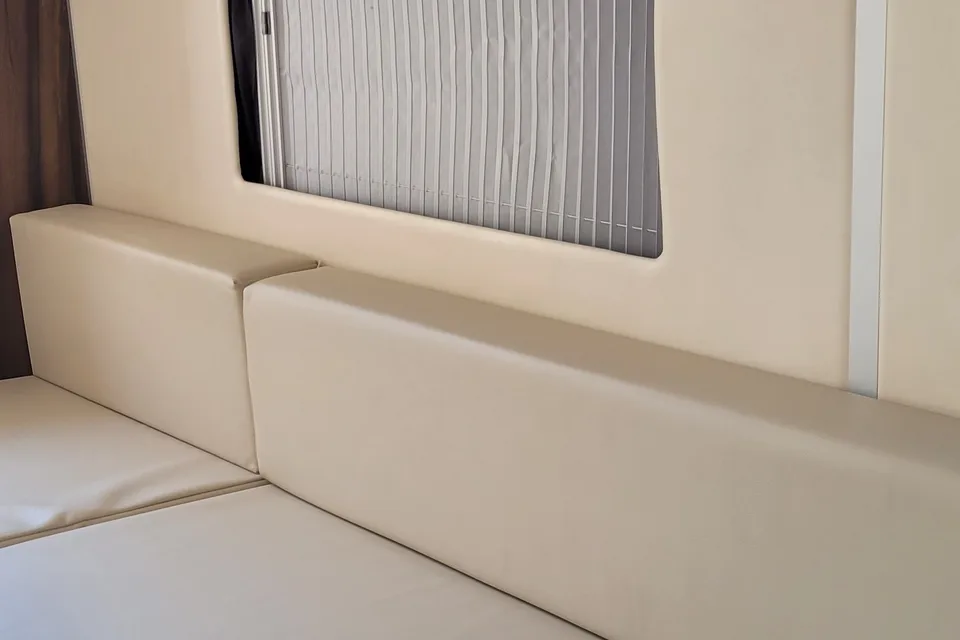 2018 Hymer Carado Banff, Lot's of storage and super classy!