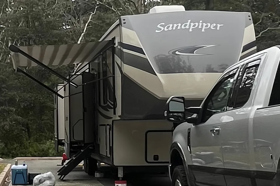 James's Forest River Sandpiper Fifth Wheel