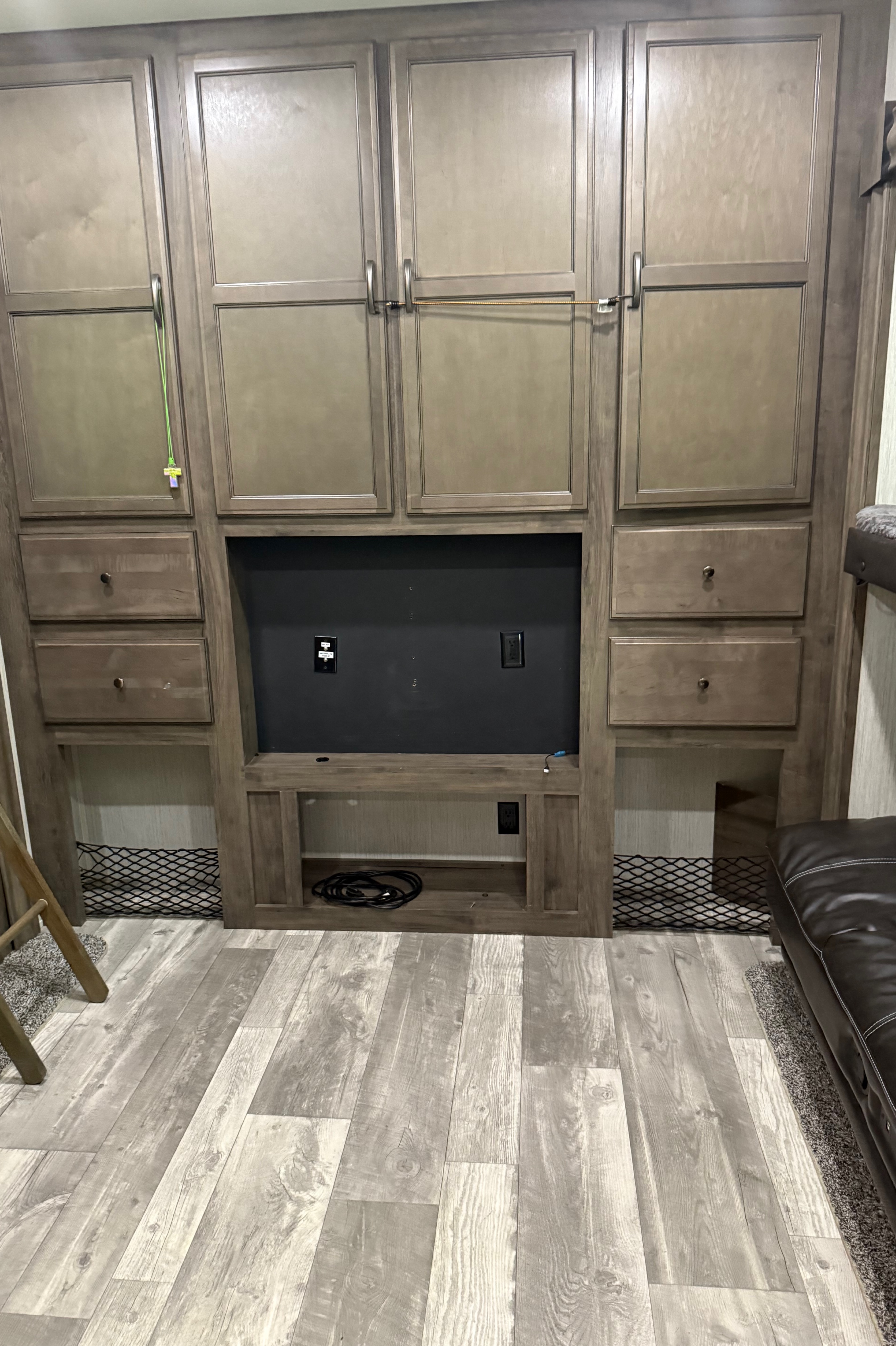 James's Forest River Sandpiper Fifth Wheel