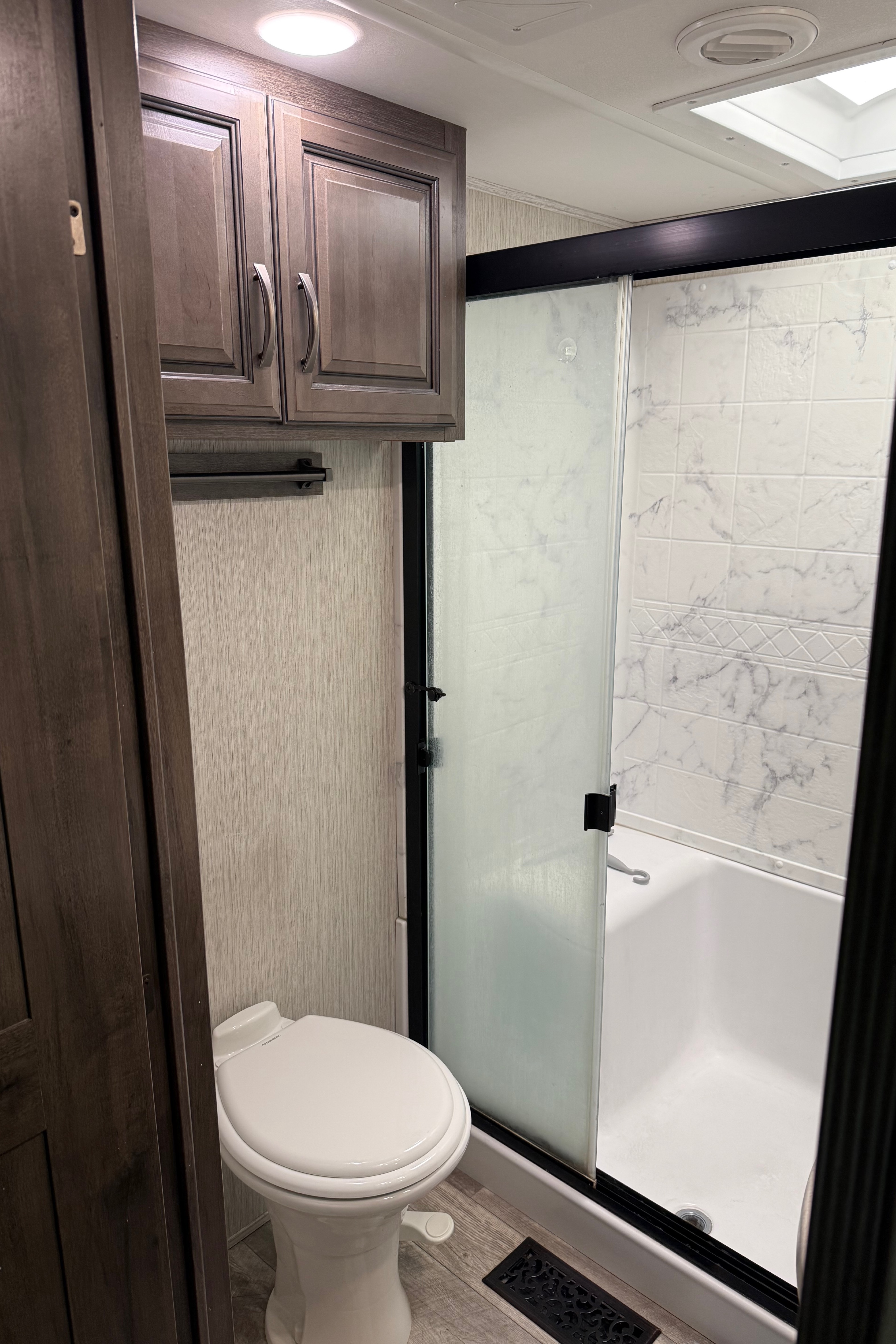 James's Forest River Sandpiper Fifth Wheel