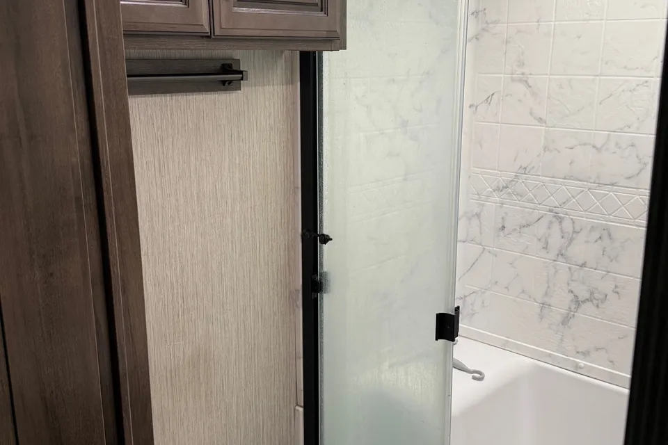 James's Forest River Sandpiper Fifth Wheel