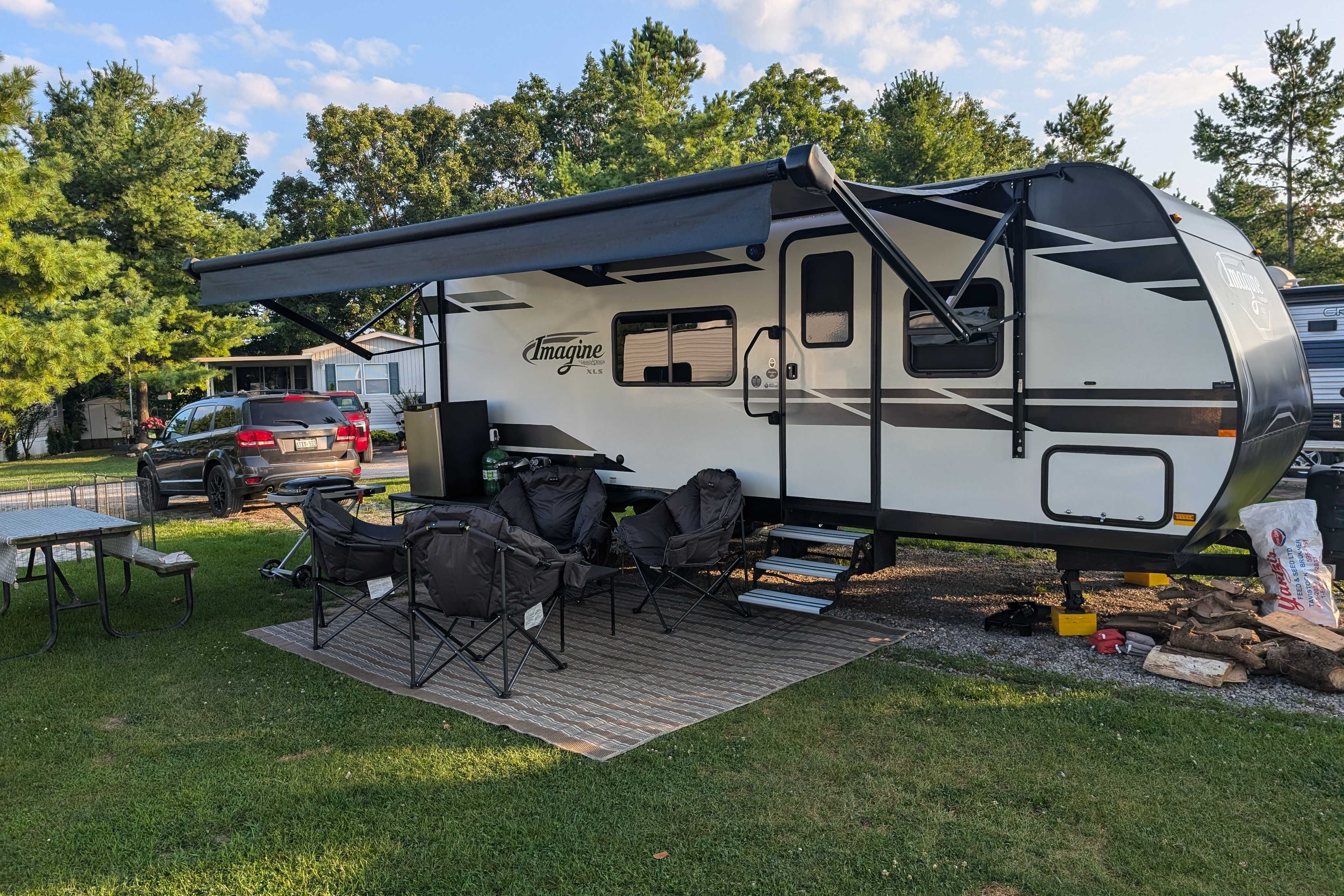 Michel 's Imagine Grand Design 22MLE Travel Trailer
