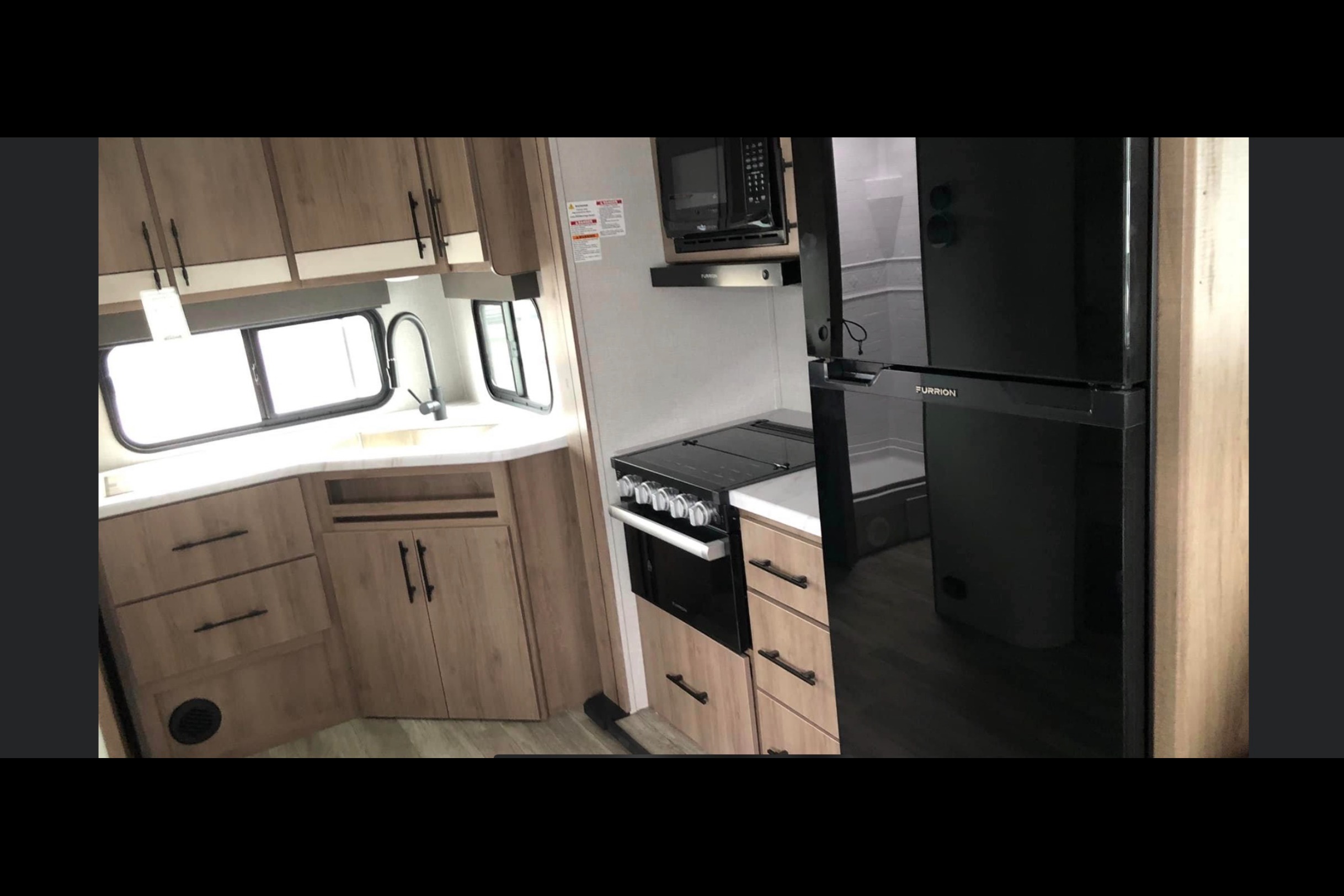 Michel 's Imagine Grand Design 22MLE Travel Trailer